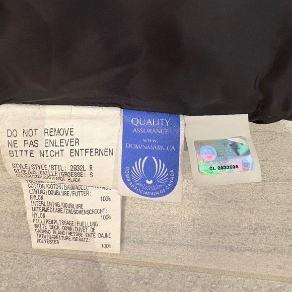 Canada Goose vest - Picture 6 of 6